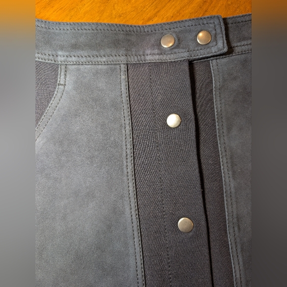 Theory real leather skirt. - Picture 8 of 16